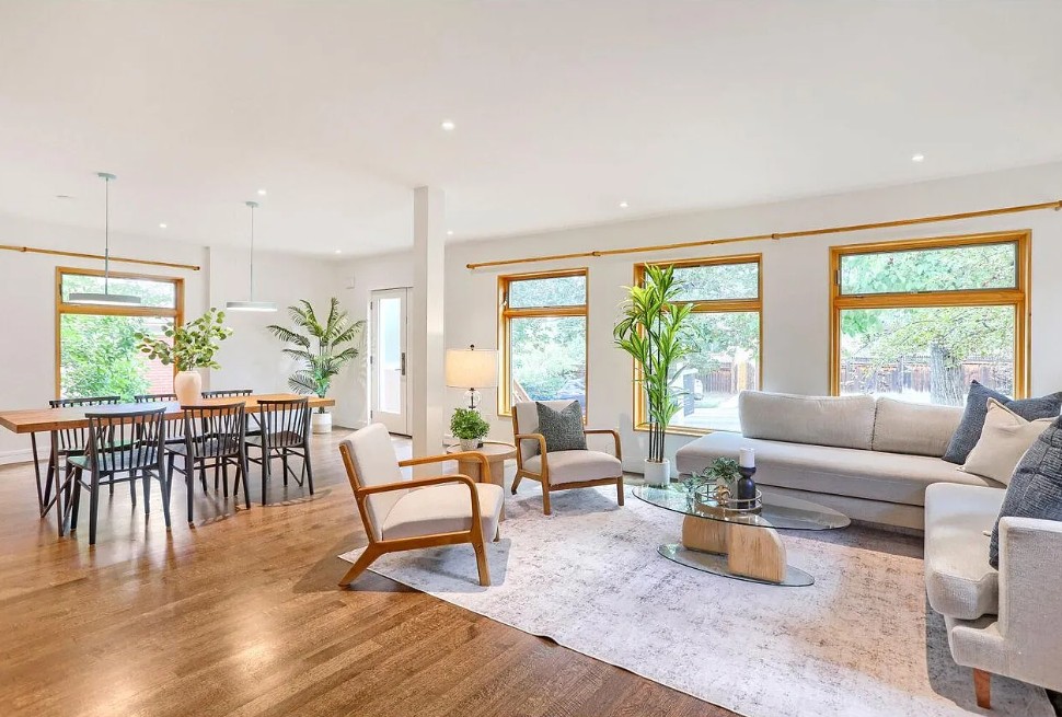 Boulder Stage — Living & Dining