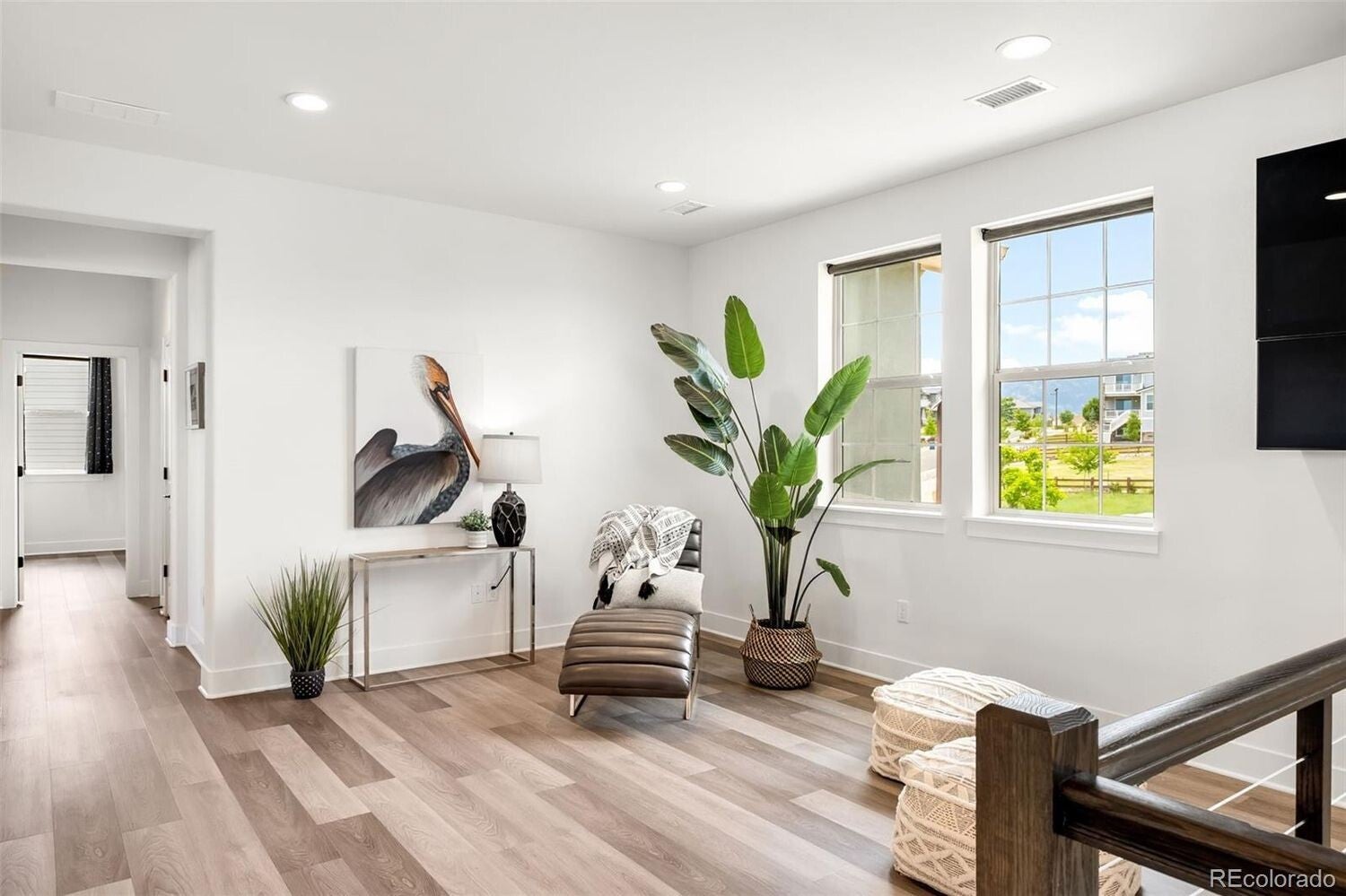 Sitting Room — Deluxe Staging